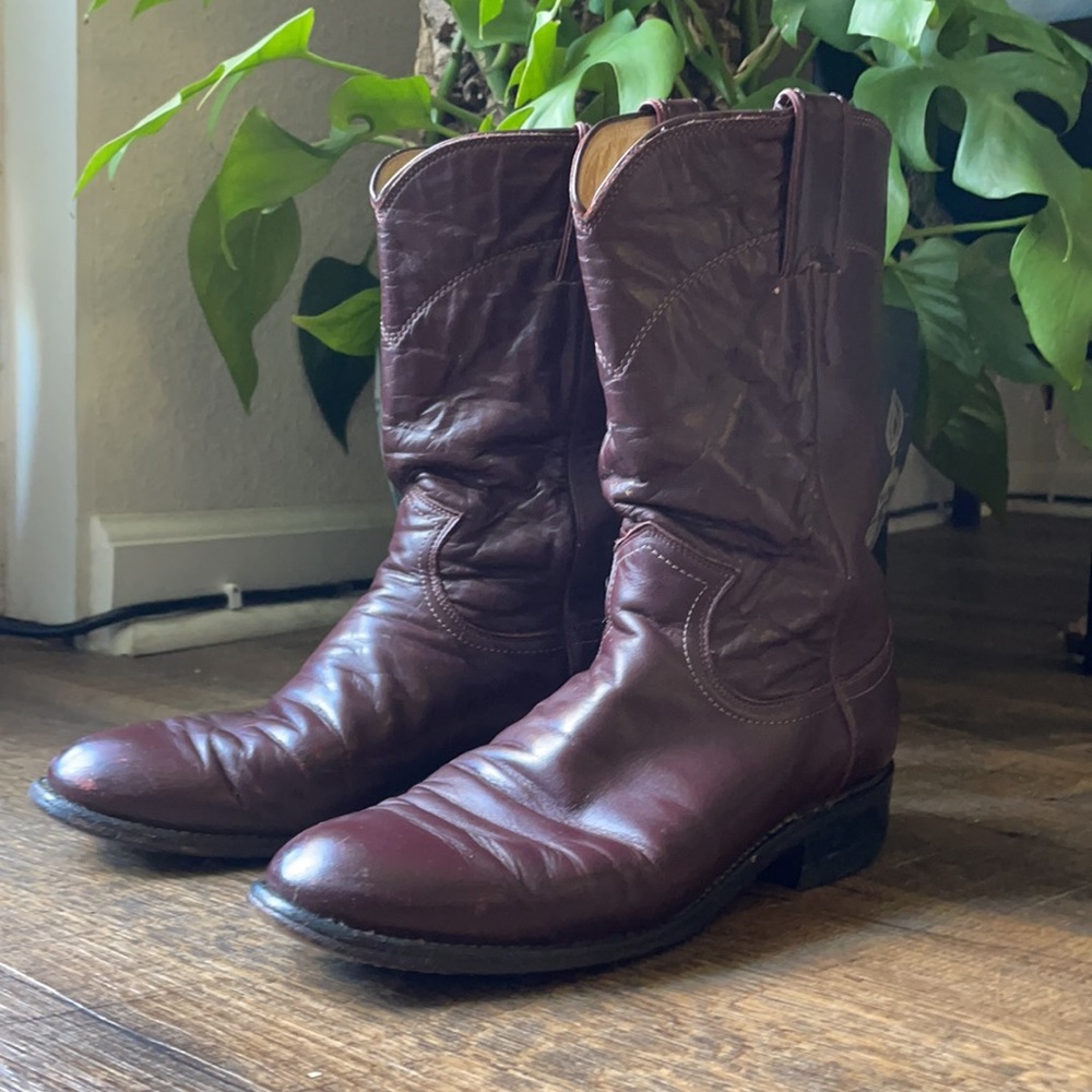 Women’s Justin Mid-calf Burgundy Boots Size 6B